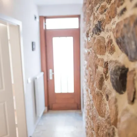 Bg Living & Hosting - Historisches Ferienhaus 